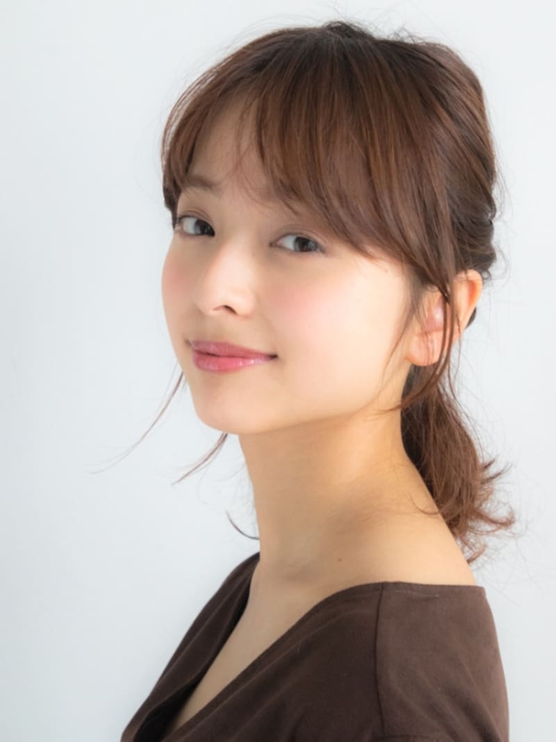 伸ばしかけヘアをおしゃれに乗り切る簡単ハーフアップ