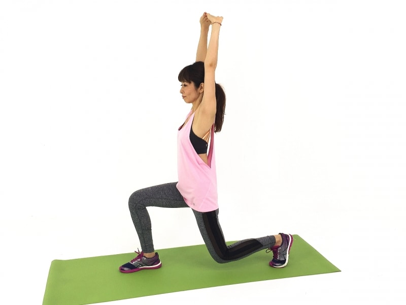 そけいぶストレッチ3undefined腰を真下に下ろします。