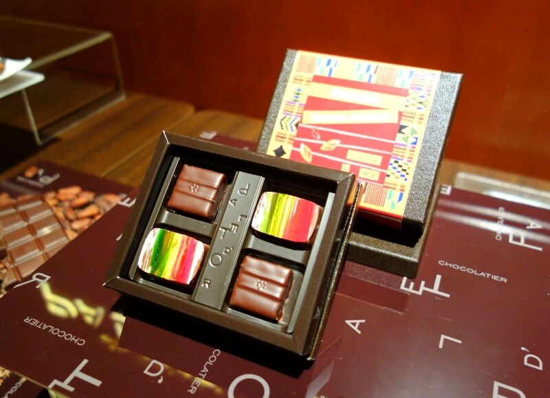 ガーナのカカオ豆から作ったチョコレートをボンボンショコラに