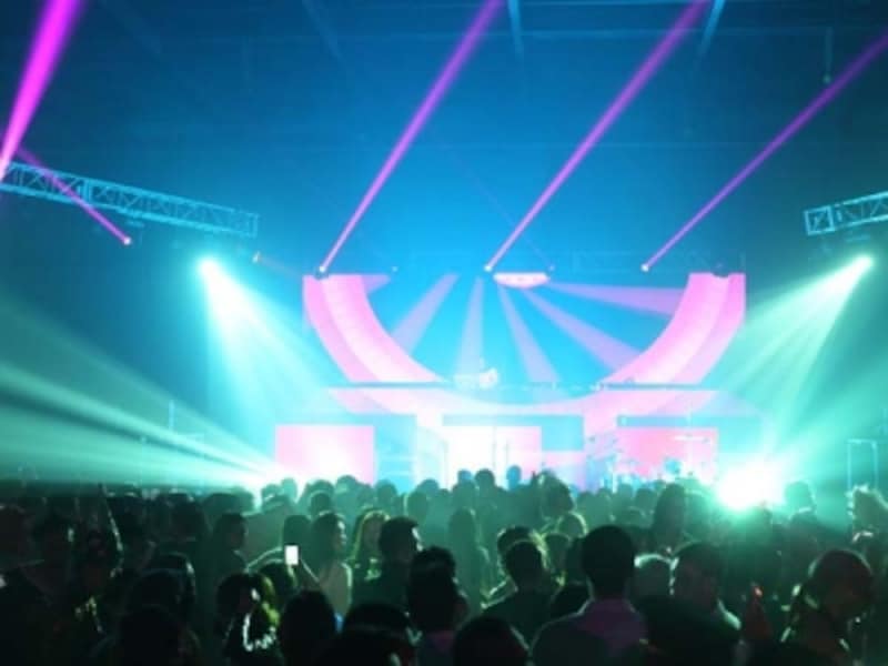 あまりの盛り上がりにニュースになることもしばしば＠YEN  Fetish?Halloween Party（C）O2culture（凹凸文化）