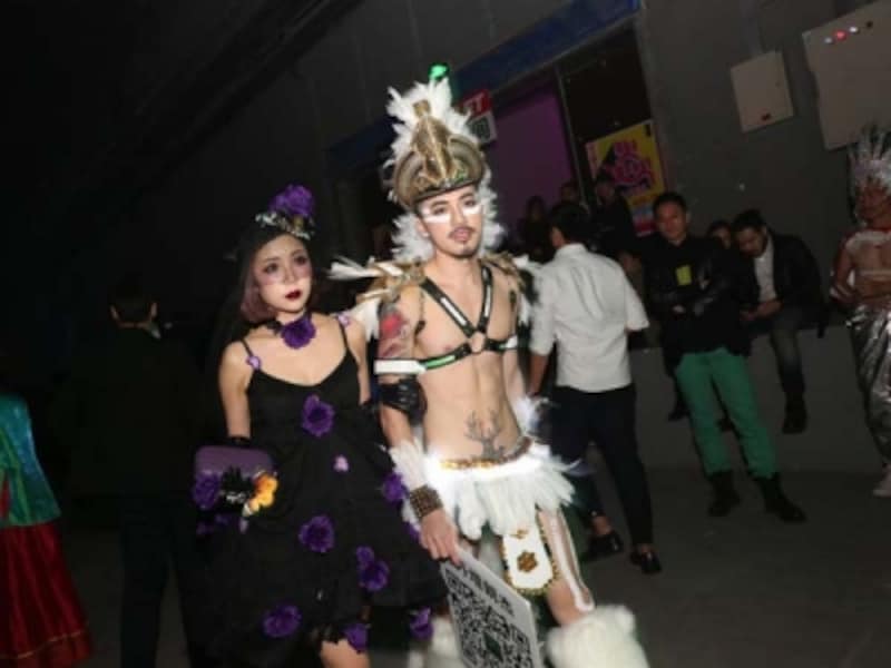 今どきの中国の若者がずらり勢ぞろい＠YEN Fetish?Halloween  Party（C）O2culture（凹凸文化）