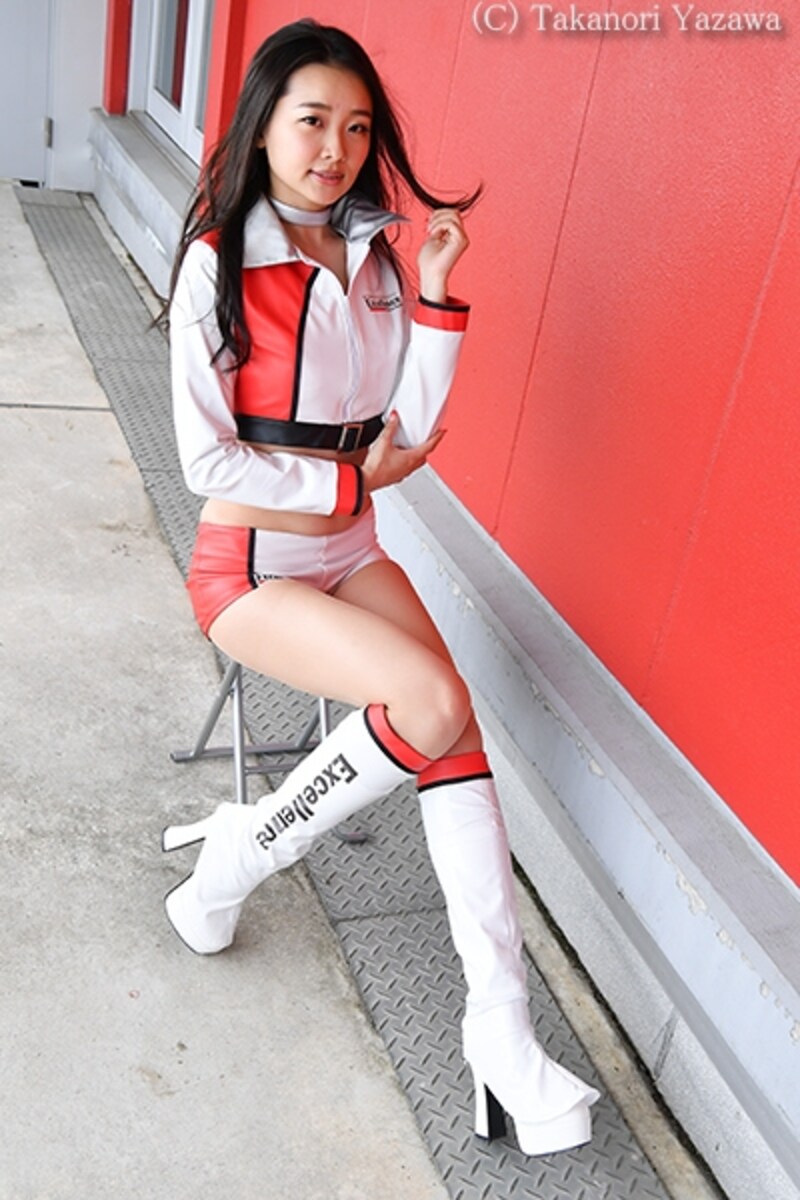 平咲夏加/Porsche Excellence Lady