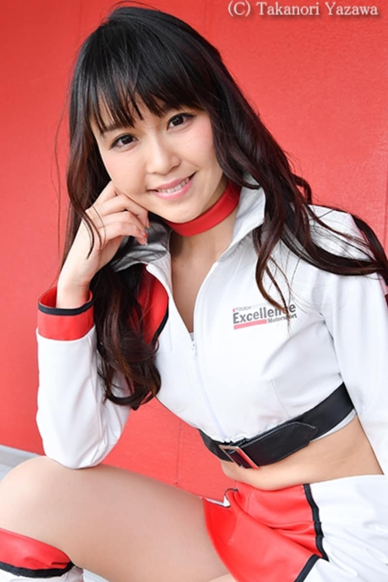 大島奈々/Porsche Excellence Lady