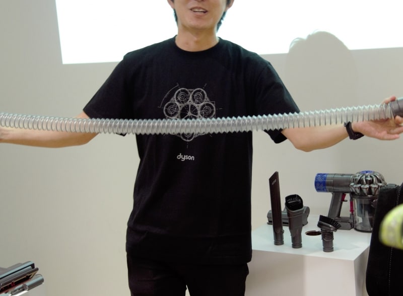 延長ホースは伸縮する