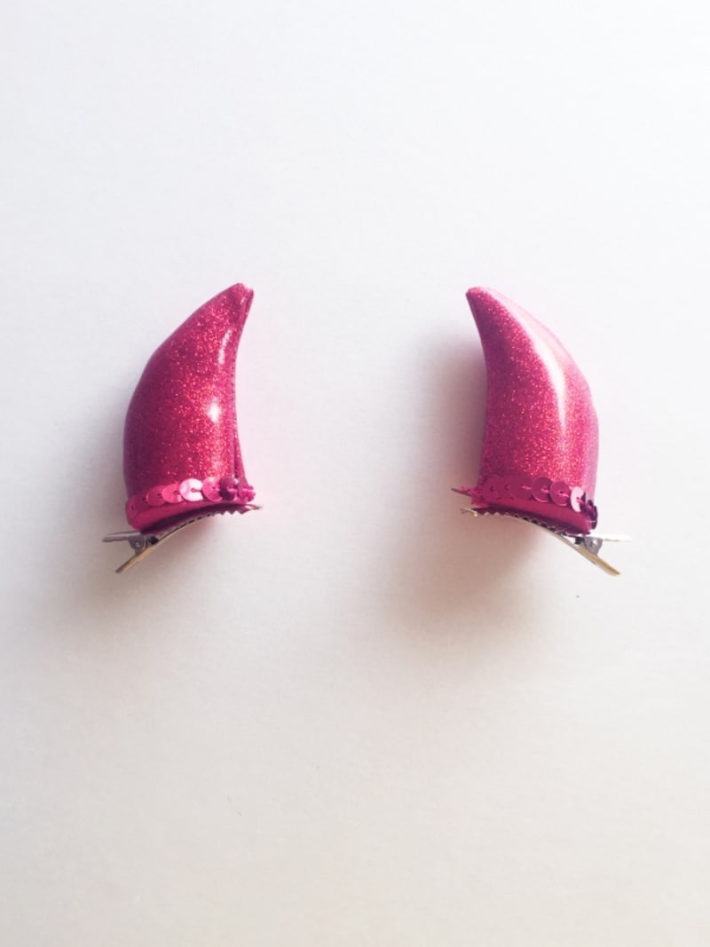 デビル風の角アクセ