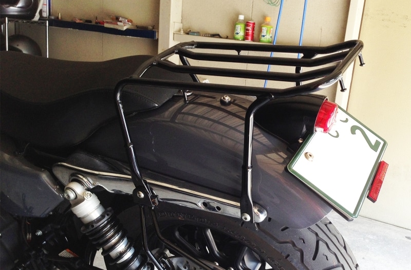 トップケースやキャンプ用品、小物を積む際にも役立つキャリア。バイクのタイプ別にいろんなものが用意されているので要チェック!