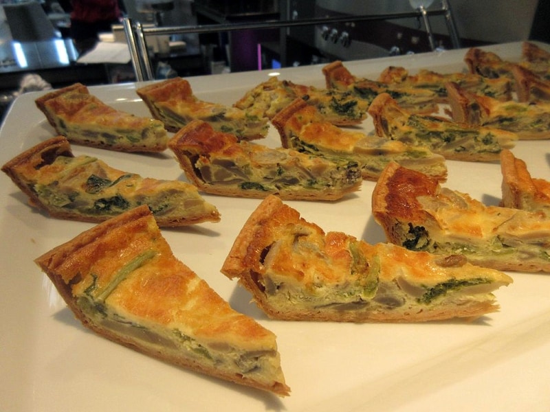 マッシュルームと野沢菜のキッシュ