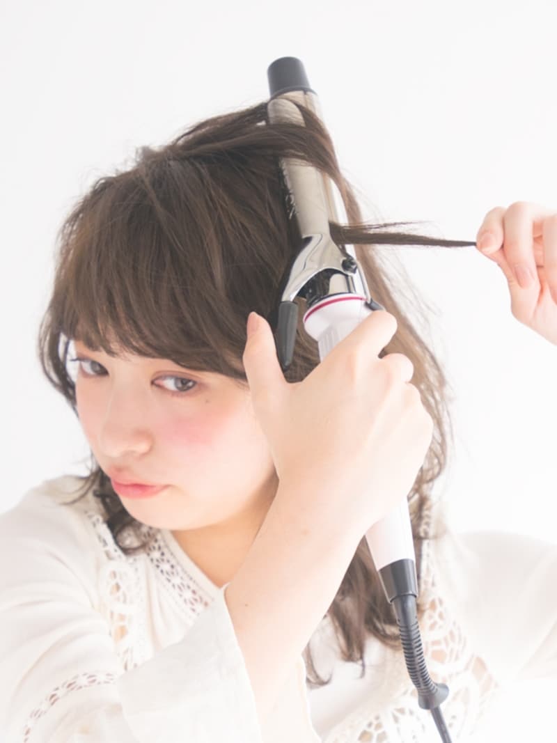 出来るだけ根元付近まで巻き込む