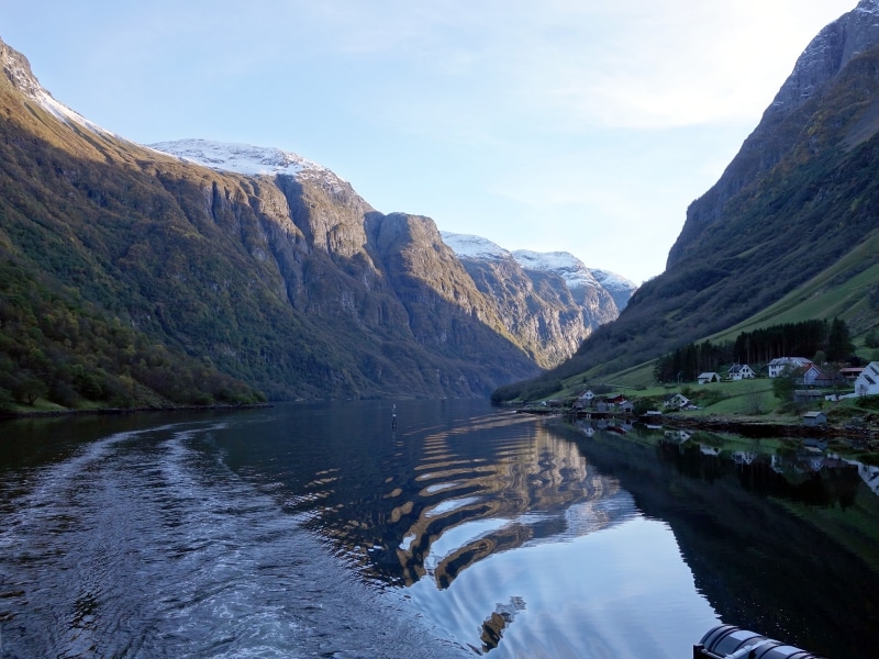 フィヨルドクルーズ