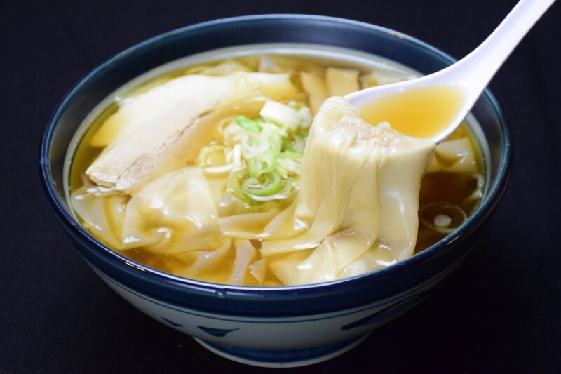 【山形】山形・酒田の自家製ふわ・とろワンタンメン（酒田のラーメンを考える会）