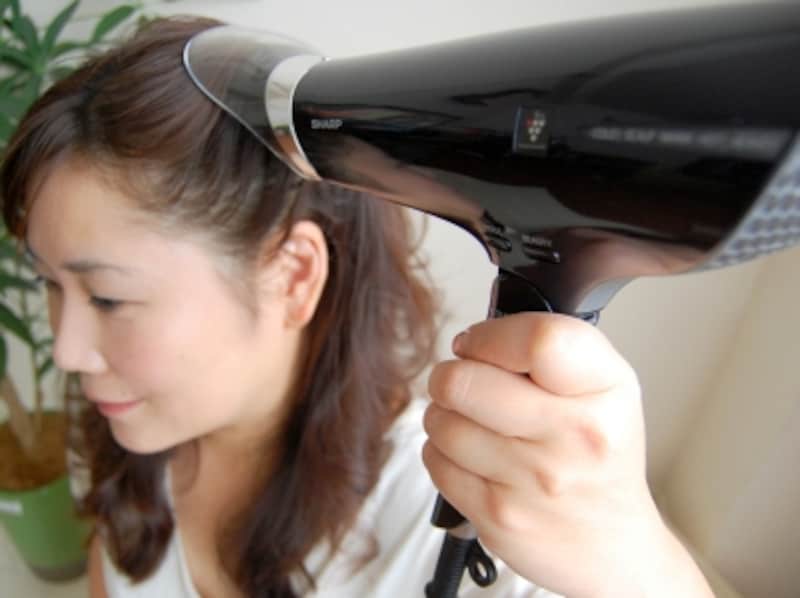 サイドも下から上に向かってゆっくり引き上げていくイメージで