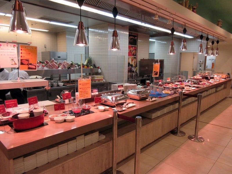 ライブキッチンのブッフェ台