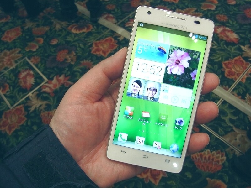 最高速度の通信を体験できるAscend D2 HW-03E