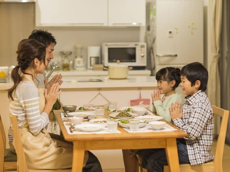 「いただきます」「ごちそうさま」「ありがとう」「おつかれさま」……こうしたことばを大事にしていますか?