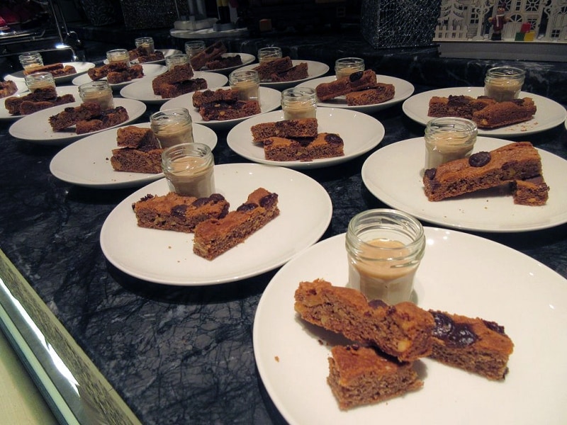 マーブルラウンジ クリスマスの朝 胡桃クッキー&ホワイトチョコディップ