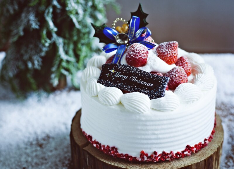 ストロベリーショートケーキ（12 cm / 15 cm） ￥3,900/\5,100