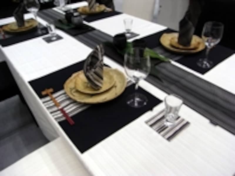 縞々のテーブルコレクション