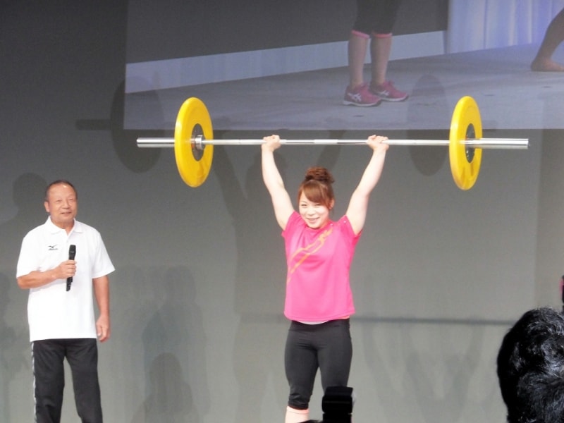 三宅宏実さんのパフォーマンス