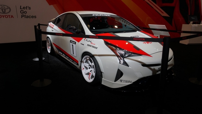 50プリウスundefinedテイン車高調