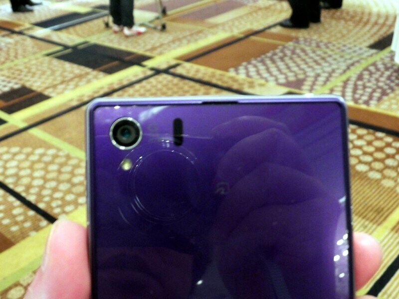 コンデジクラスの1/2.3センサー搭載の高画質カメラ