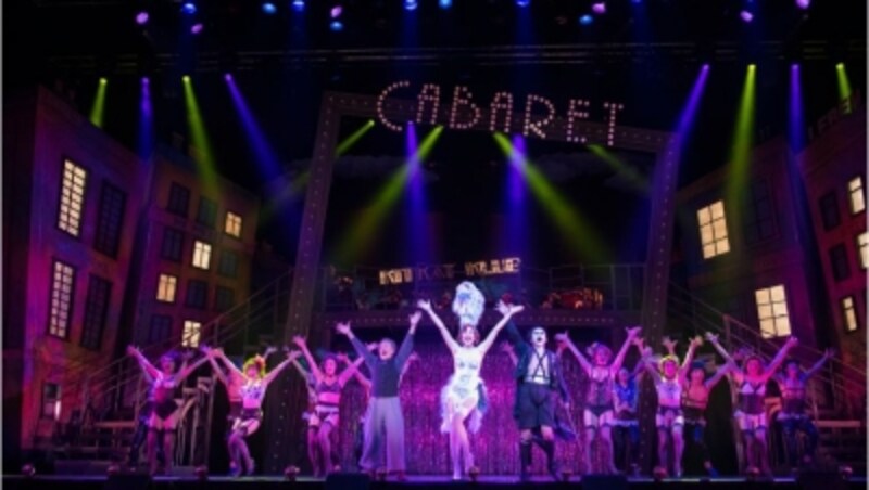 『キャバレー』撮影：引地信彦