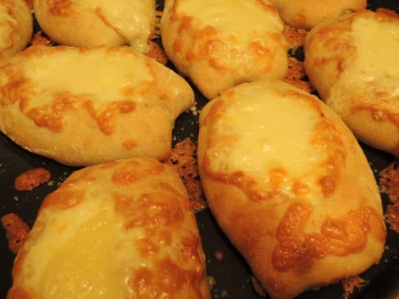 とろ～りチーズパン