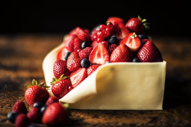 雪崩れるベリー 「ノエル・フレーズ」￥5800（税別undefined50 個限定undefined15cm x 幅15cm X 高11cm） 5,800円