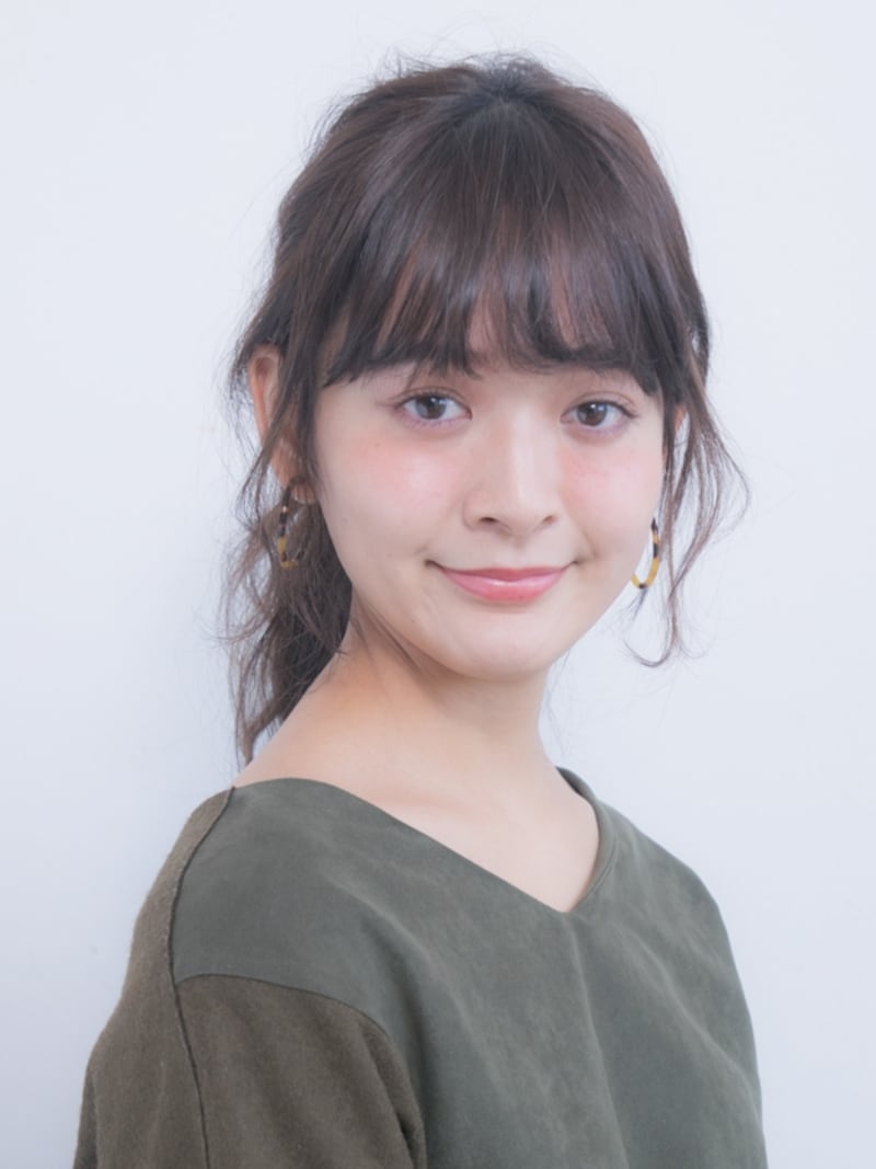 おくれ毛の出し方・正面