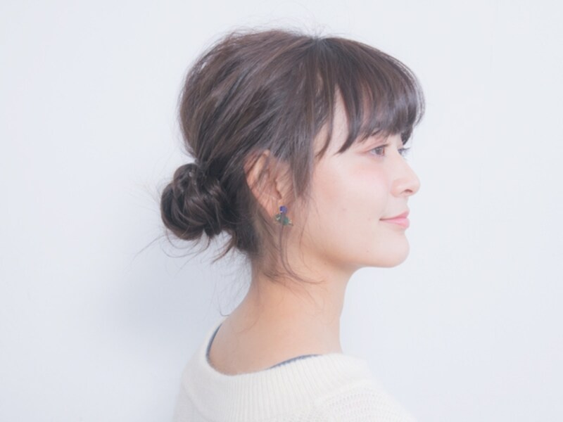 小顔に見せる低めのおだんごの作り方