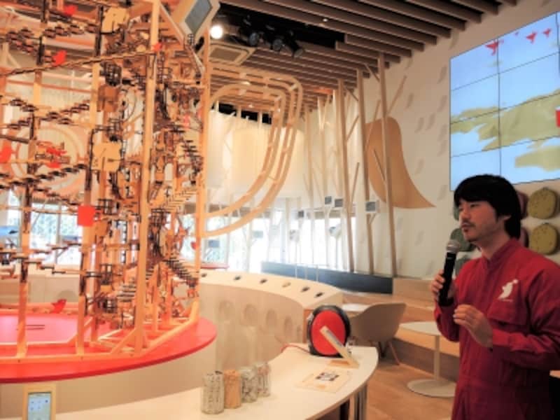 内覧会で説明を行った馬場氏