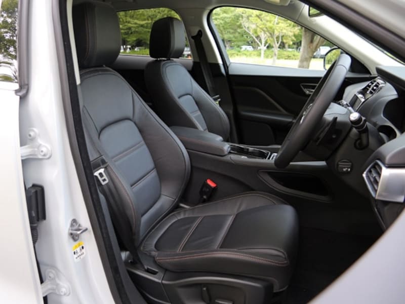 ジャガーFペース