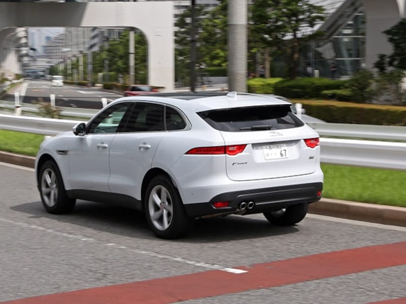 ジャガーFペース