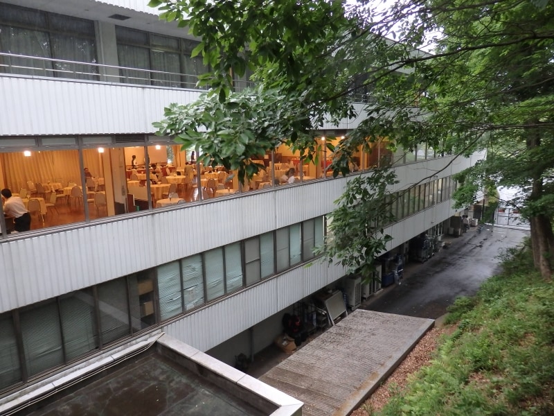 西武ドームにも直結するカントン・テーブル