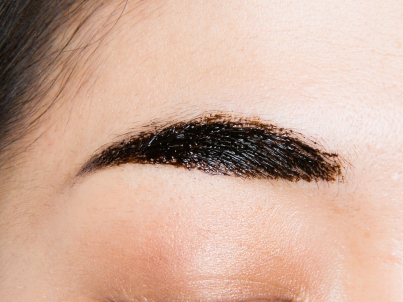 しばらく放置してはがすとナチュラル眉に