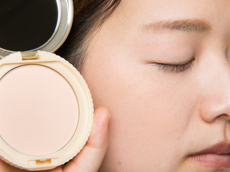 やわらかくなじむピンク系オークル