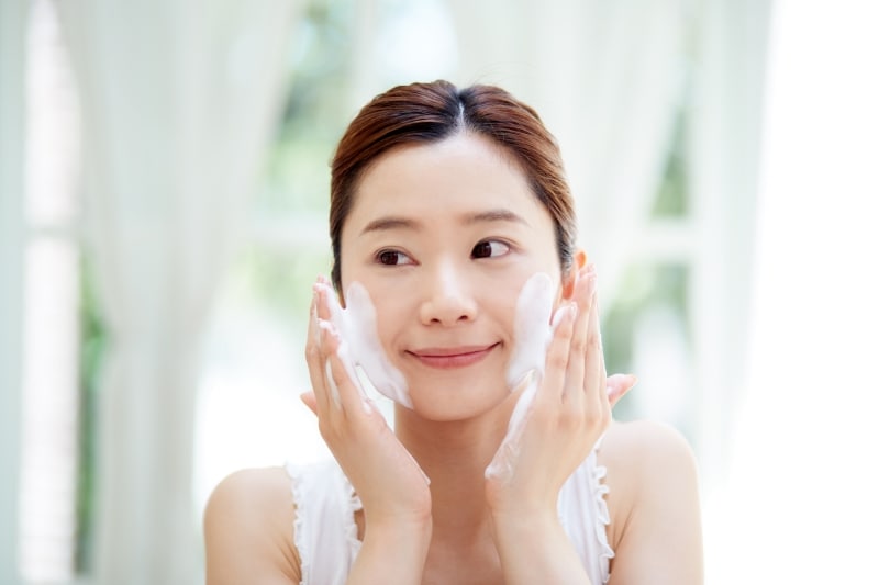 顔乾燥・洗顔