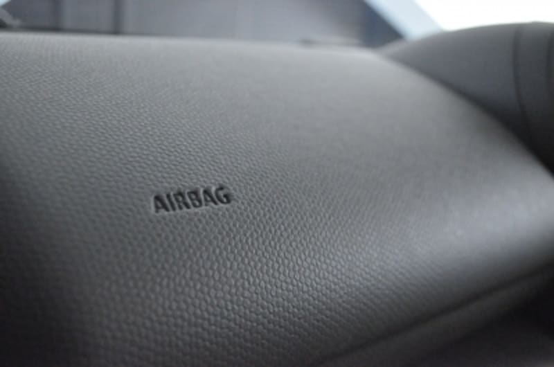 助手席エアバッグ