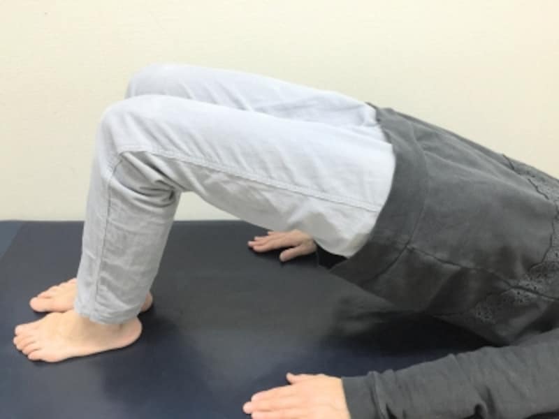 お尻を上げる