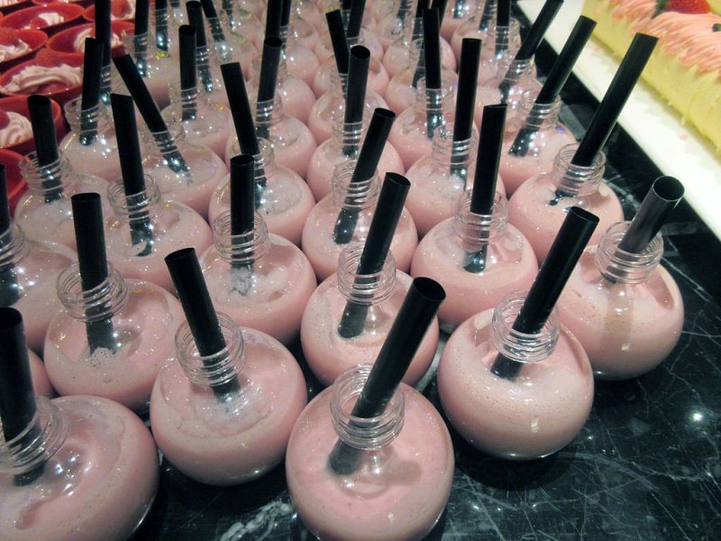 ストロベリーボム・ミルクシェーキ