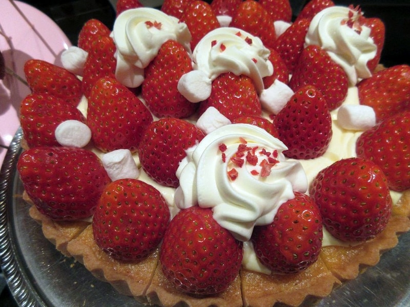 ストロベリータルト ”ムッシューロワイヤル”