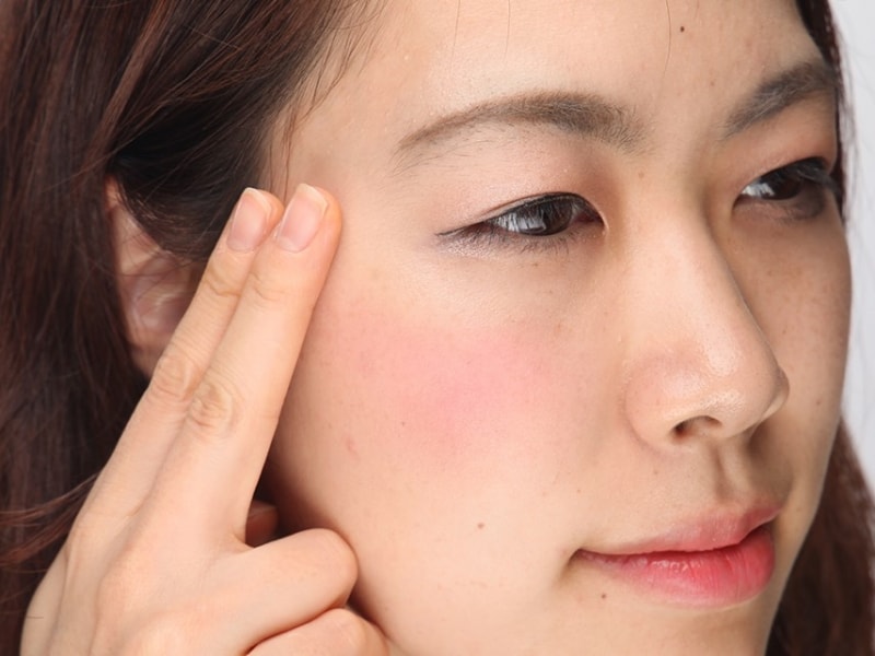 入っていないか横顔もチェック!