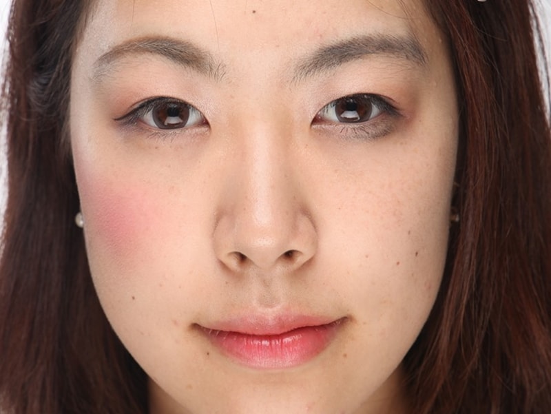 これが理想の勾玉チーク