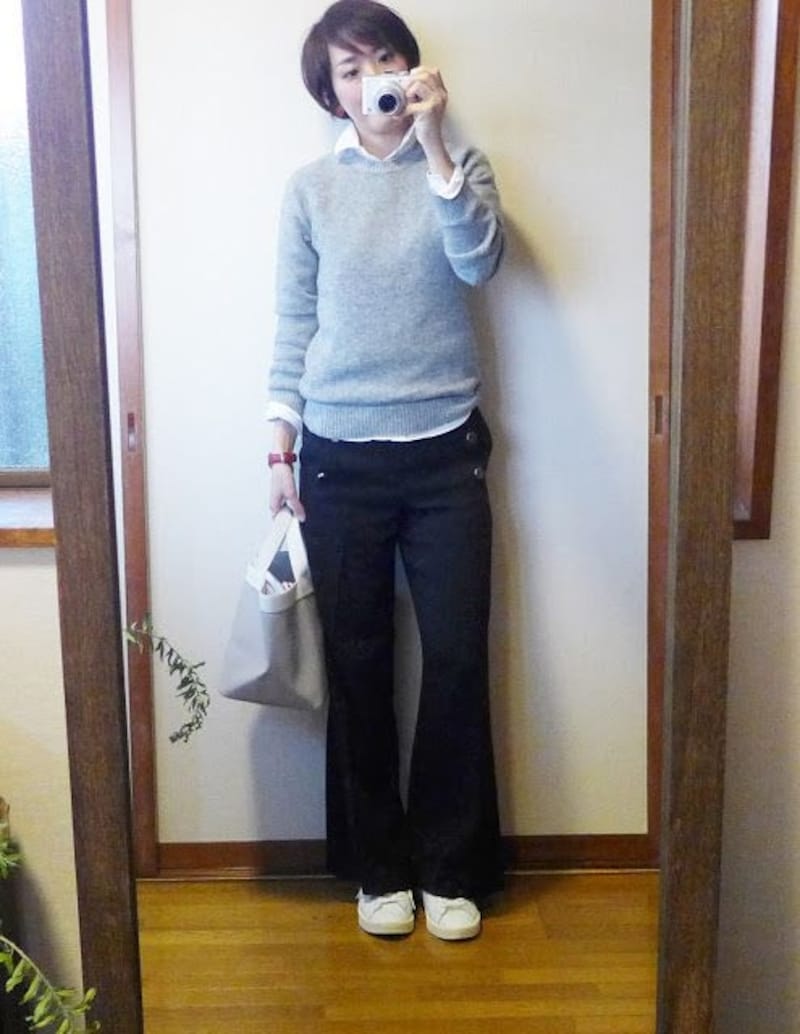 ジャストサイズの重ね着コーディネート