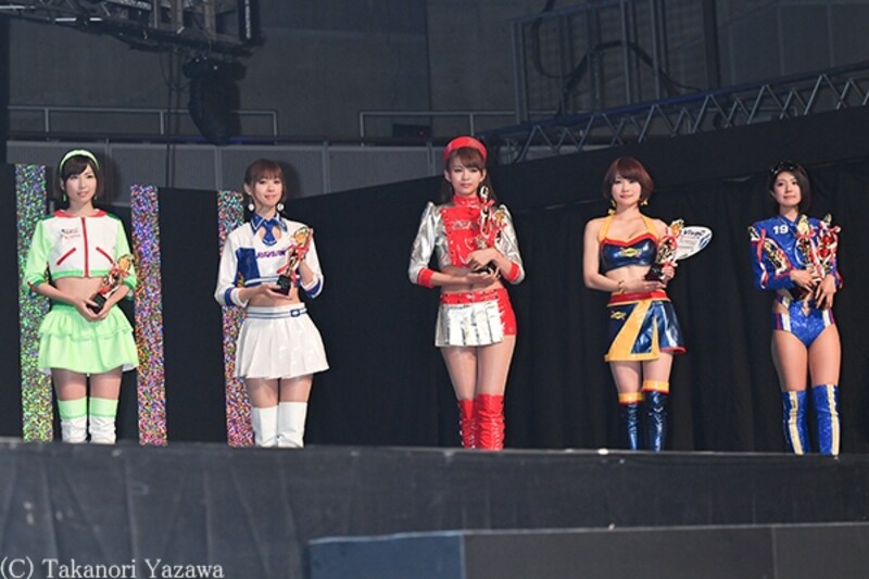 レースクイーン大賞を受賞した5名