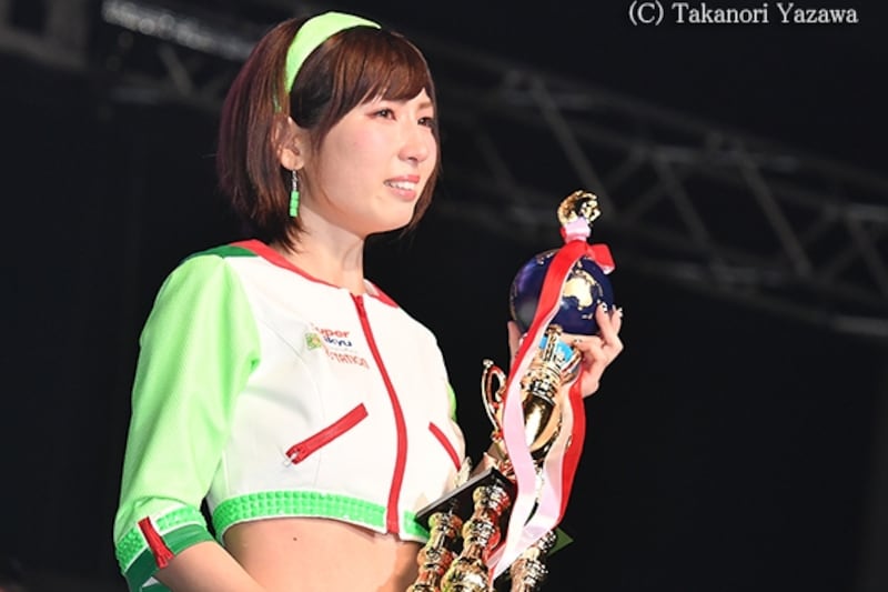 レースクイーン大賞グランプリに輝いた清瀬まちさん
