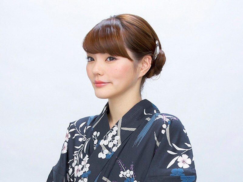 ミディアム浴衣・夜会巻きの簡単アップヘアアレンジ