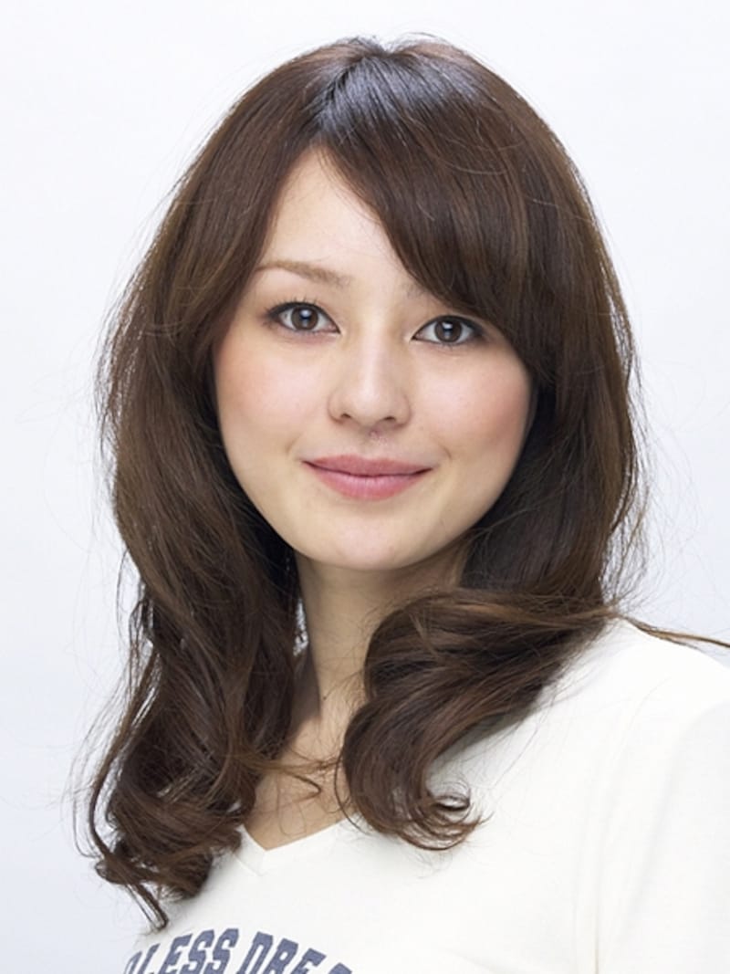 胸上セミロング