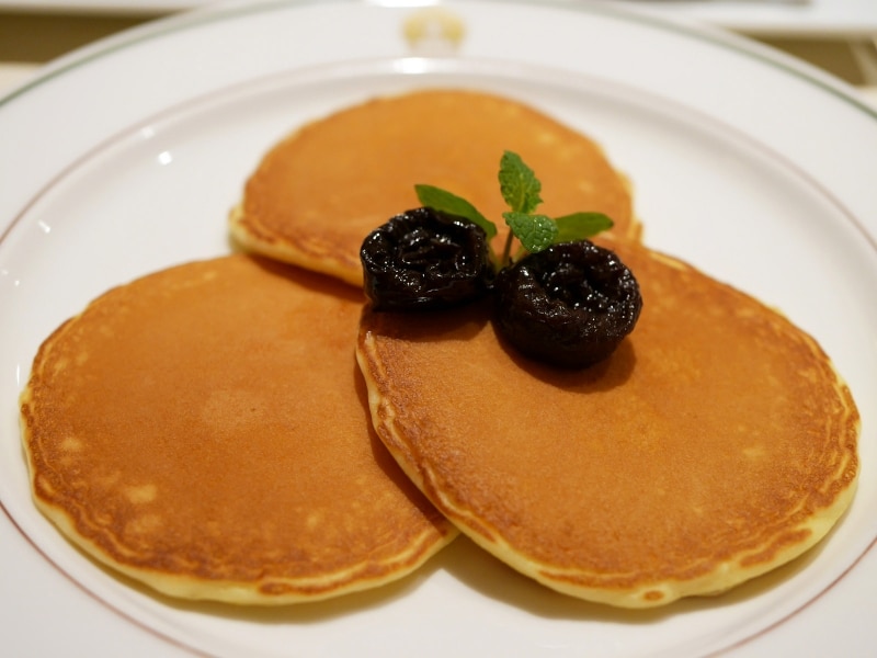 お客さまの要望で「ザ・カフェ」にパンケーキが登場!undefined美しい焼き色が上品(2017年1月19日撮影)