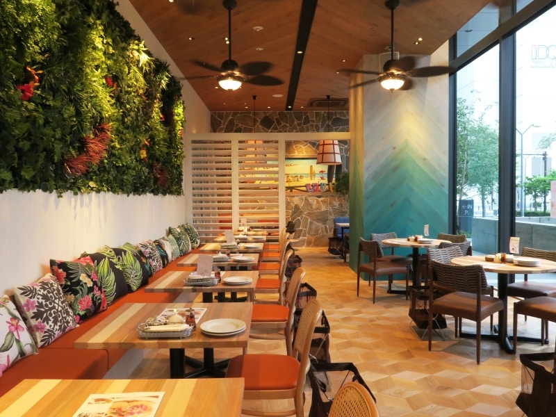 ハワイの雰囲気たっぷりの空間(2017年6月12日撮影)