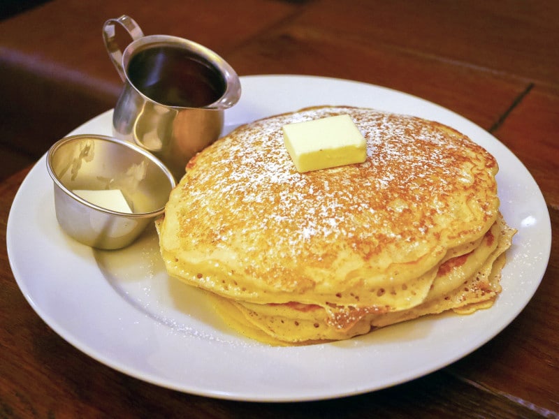 バターミルクパンケーキ(1408円)は終日提供(2019年4月24日撮影)